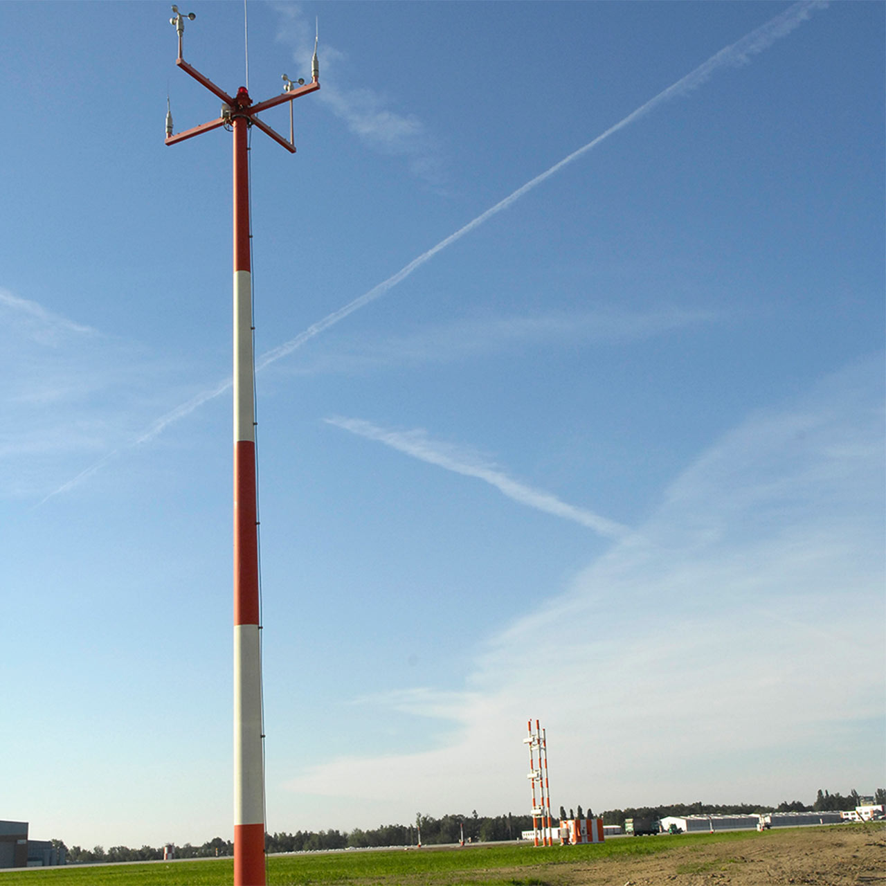 GFK_ILS_Windmessmaste Windmessmast in konischer Form