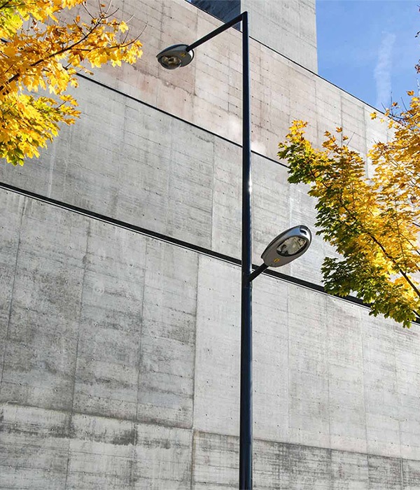 Lichtmaste aus GFK im urbanen Bereich